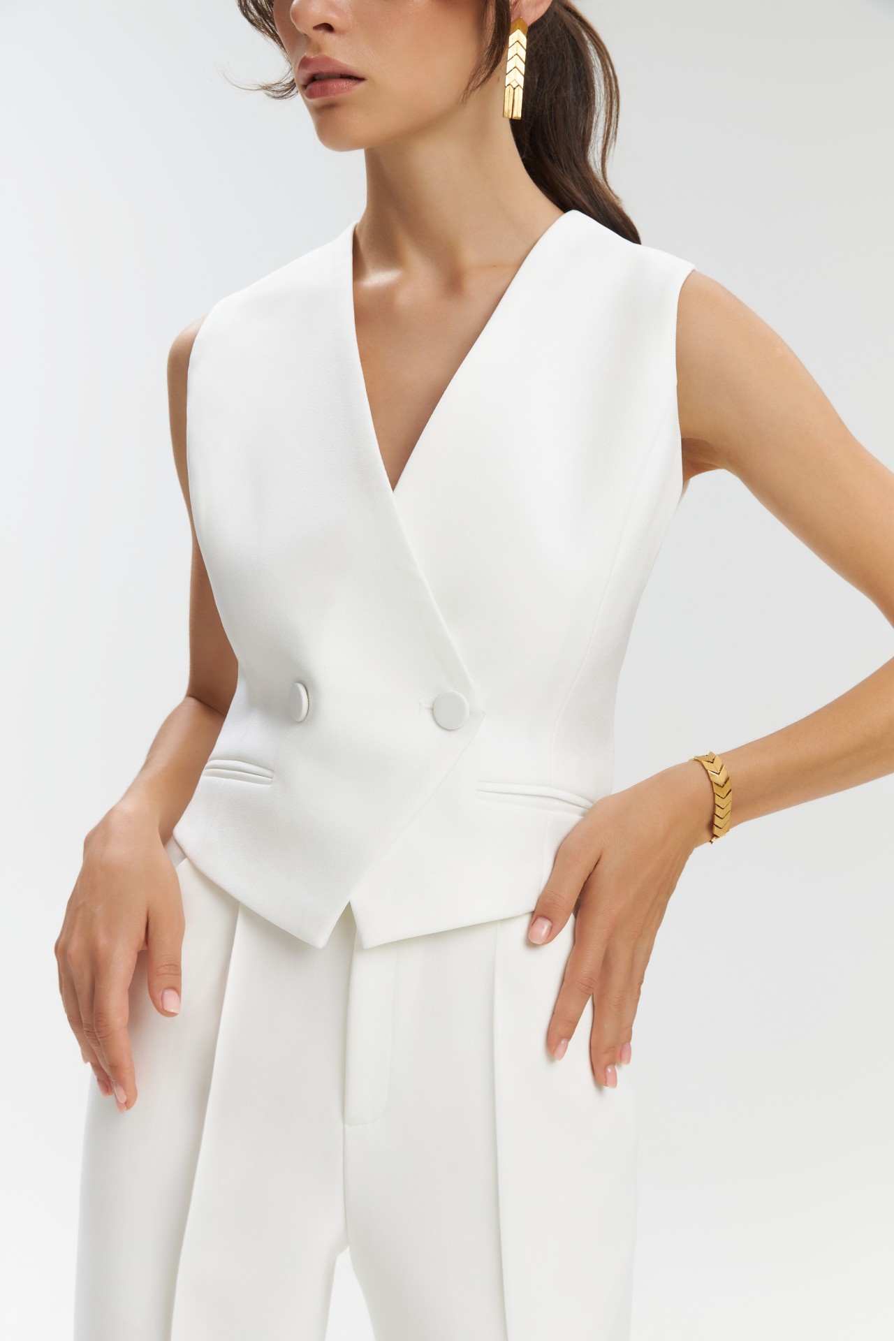 FRANK GILE, WHITE