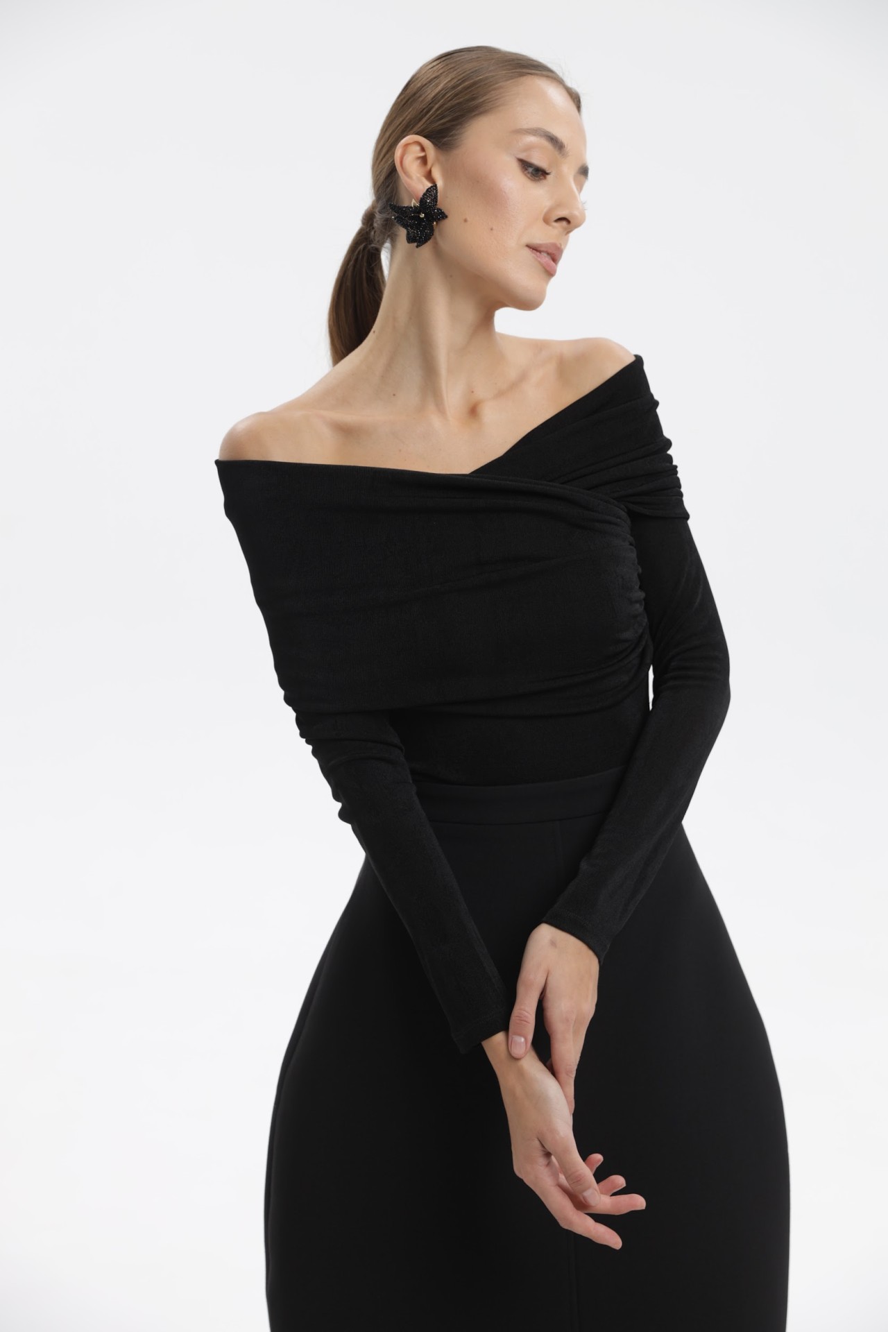 THE BUD SKIRT IN BLACK