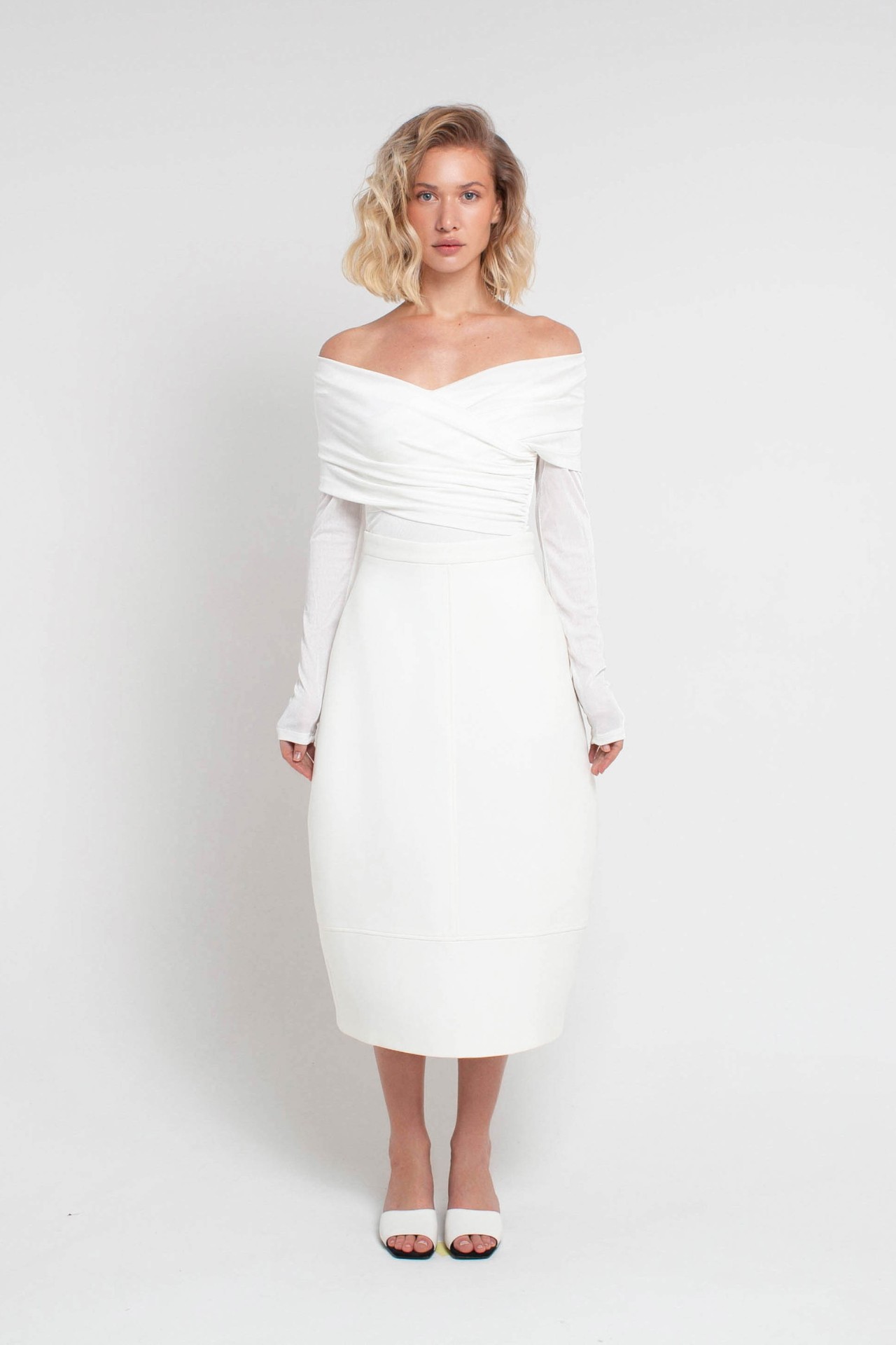 THE BUD SKIRT IN WHITE