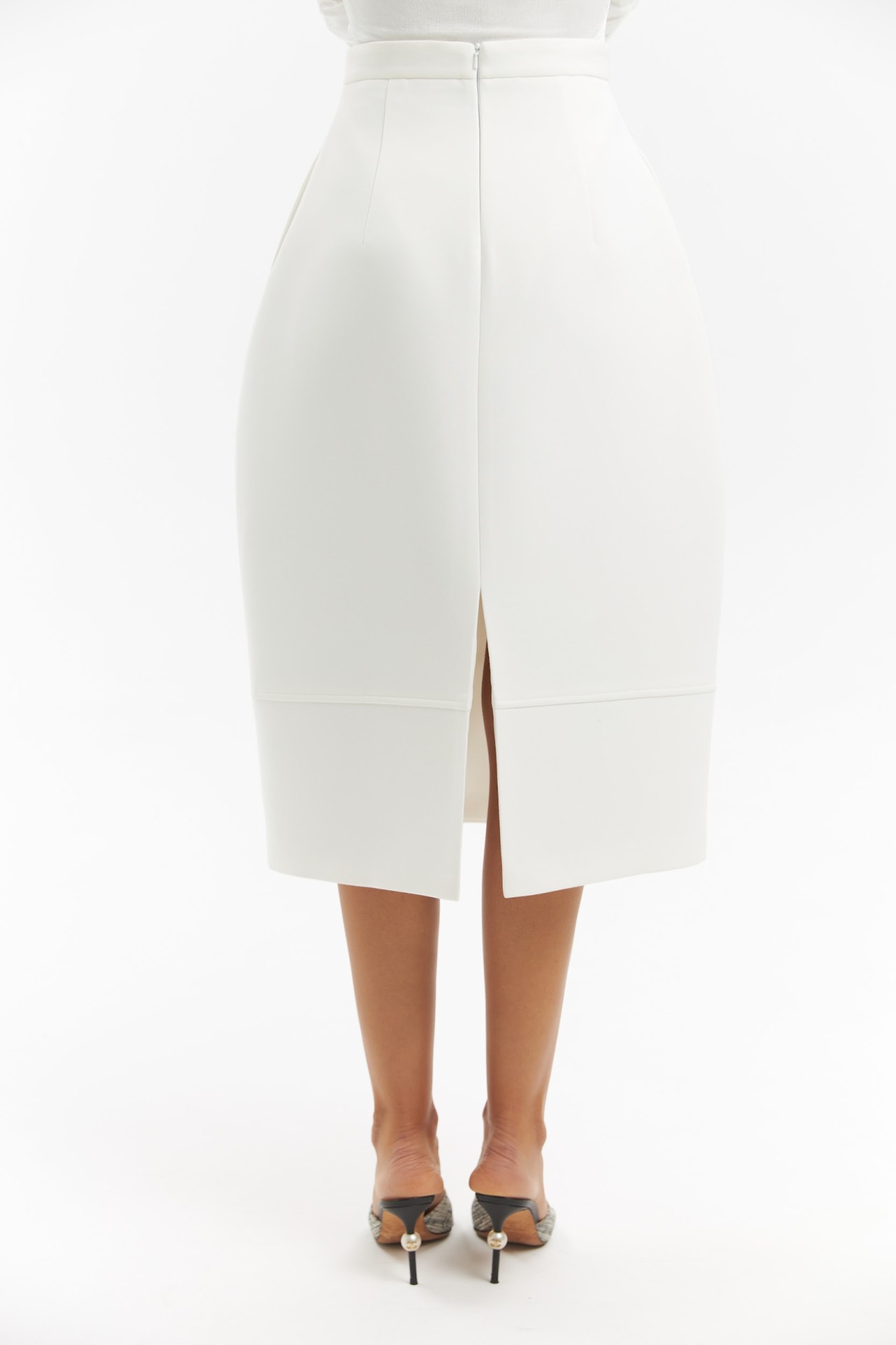 THE BUD SKIRT IN WHITE