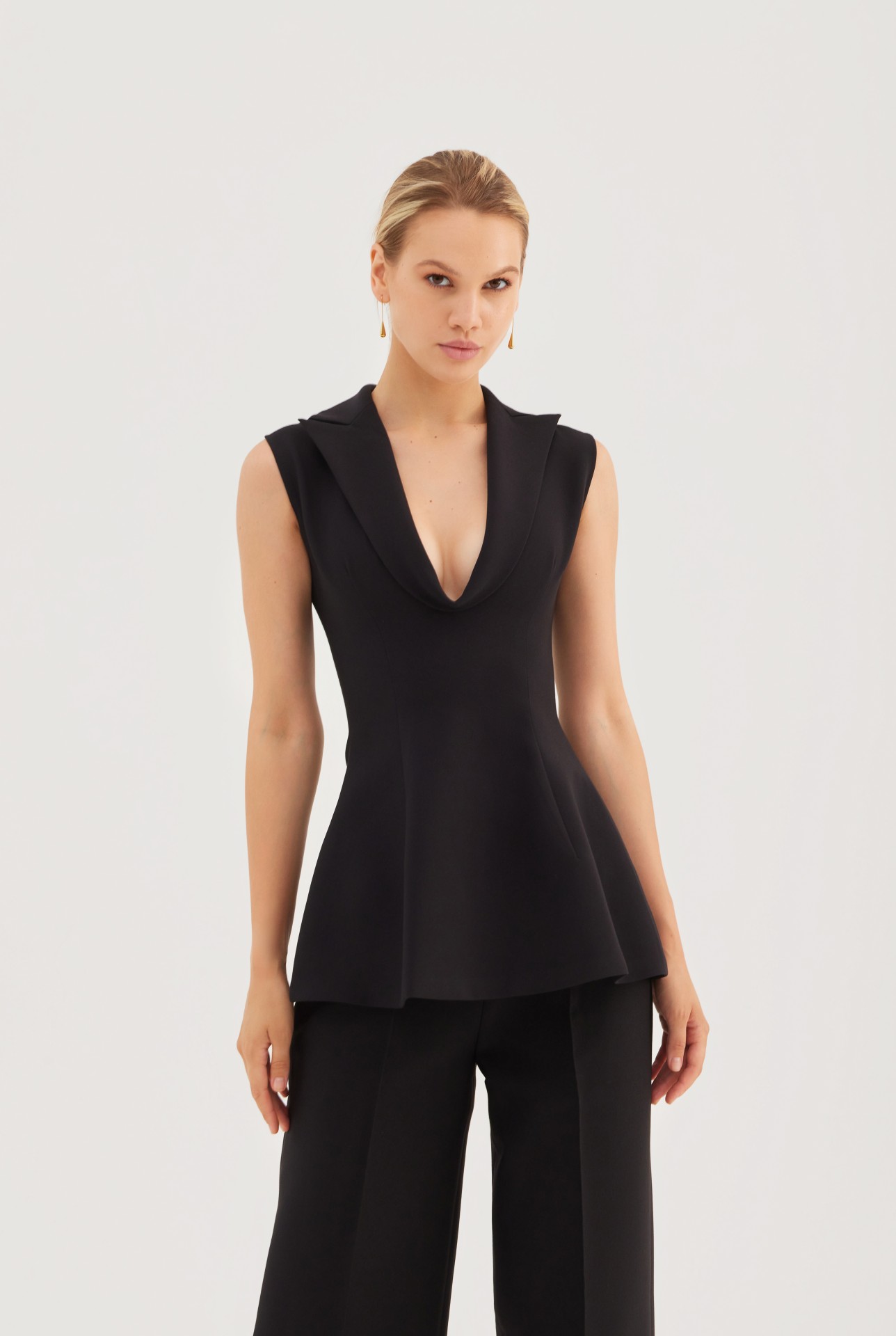 LARINI TOP, BLACK