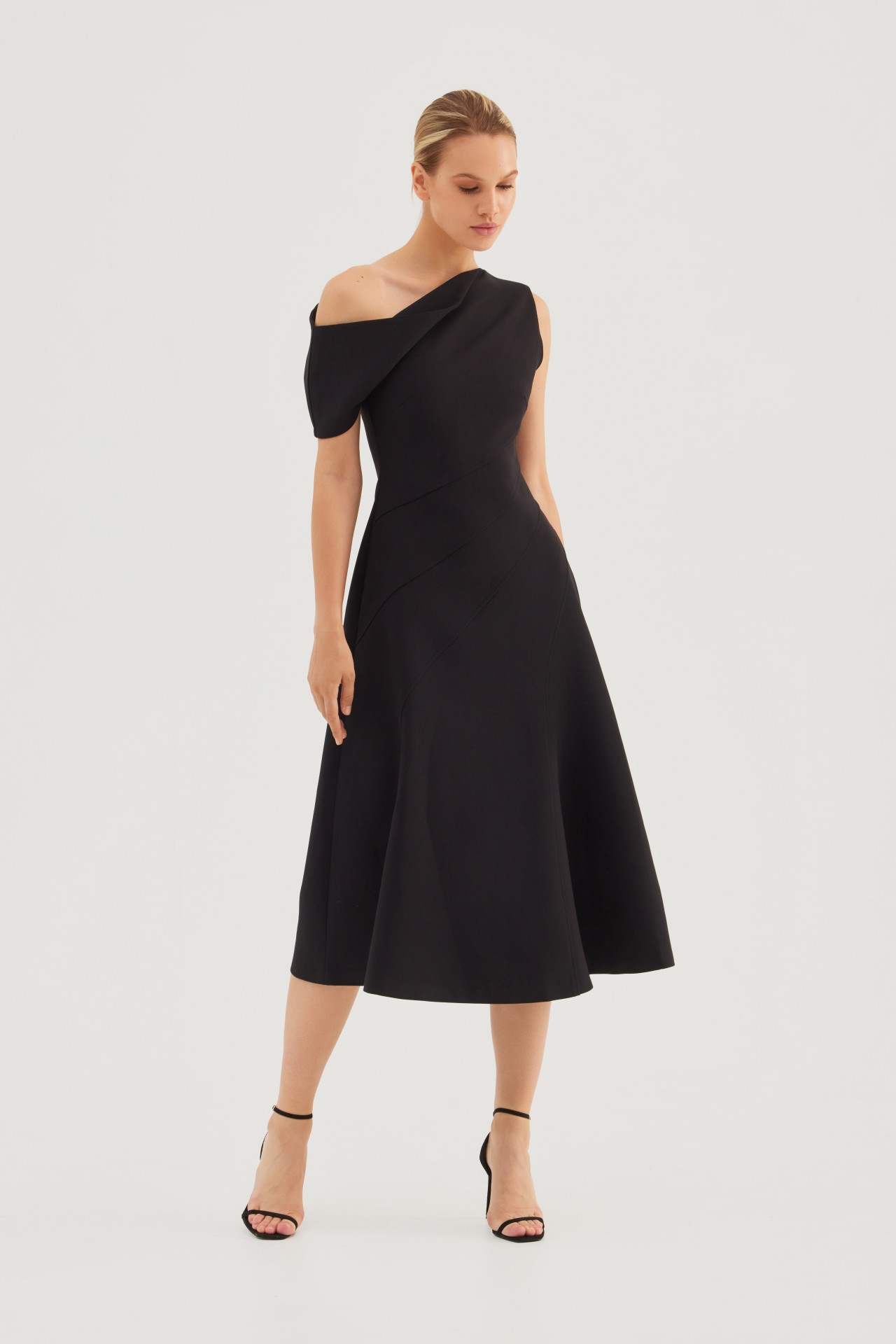 The Valldemossa Dress, Black